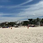 Casa Com Piscina Na Praia Do Pepe A Apenas 80 Metros Do Mar